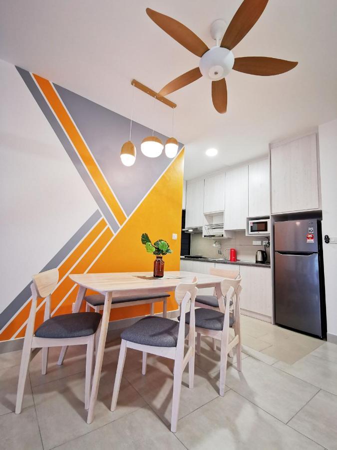 Astetica Residences 200Mbps Wifi Netflix Seri Kembangan Exterior foto
