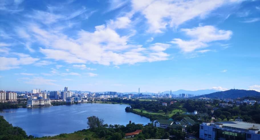 Astetica Residences 200Mbps Wifi Netflix Seri Kembangan Exterior foto